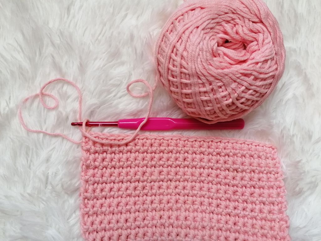 If you want to learn how to crochet, single crochet is one of the most important stitches you need to know. A majority of crochet patterns and projects incorporate single crochet stitches.